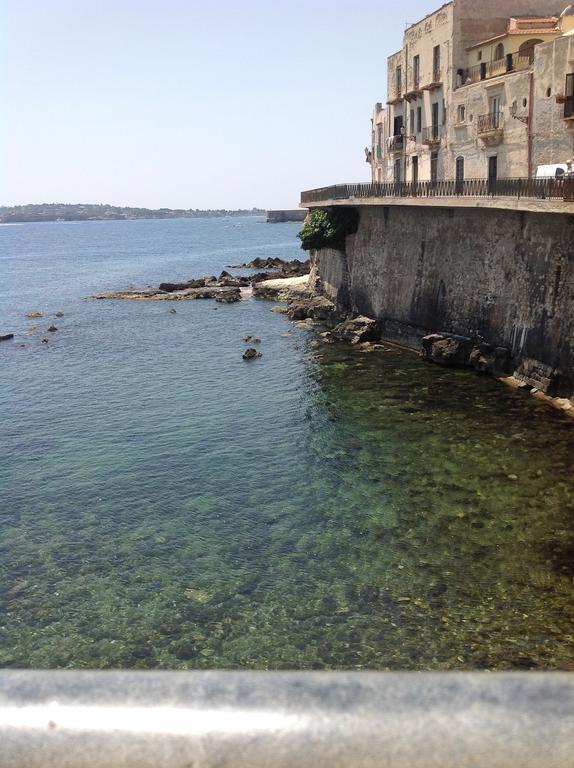 Appartamenti Di Charme Ortigia Marilini Dulini Siraküza Dış mekan fotoğraf